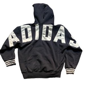 Adidas Sweatshirt